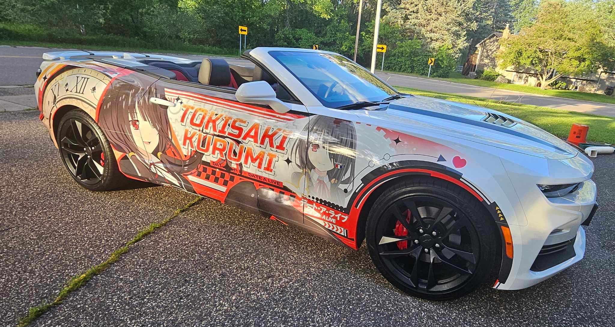 Ausdrucksstarke Optik mit einer coolen itasha Gestaltung