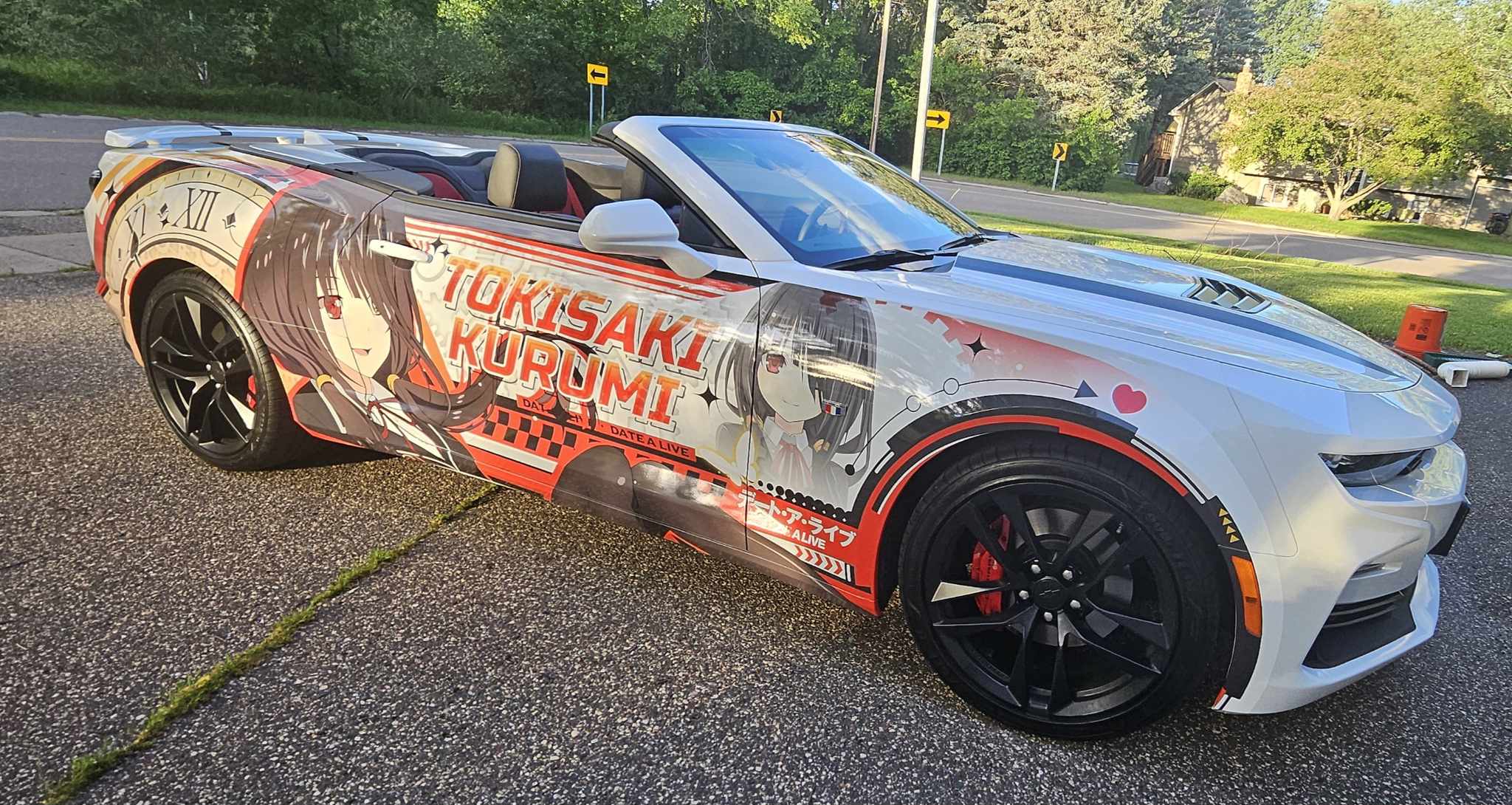 Ausdrucksstarke Optik mit einer coolen itasha Gestaltung