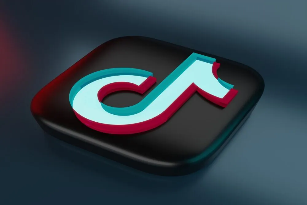 In der dynamischen Welt von TikTok: FanHype.de - Die Überholspur für schnelles Wachstum der TikTok-Ansichten