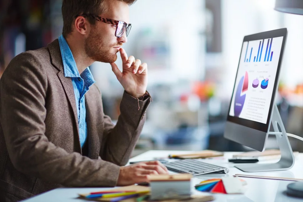 Erfolgsfaktoren für die Implementierung von PC Monitoring Software in Start-ups
